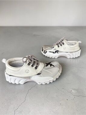 Crocs Axle Lace Up Clogs Gray White Camo Mens 8 Womens 10 Excellent Condition
